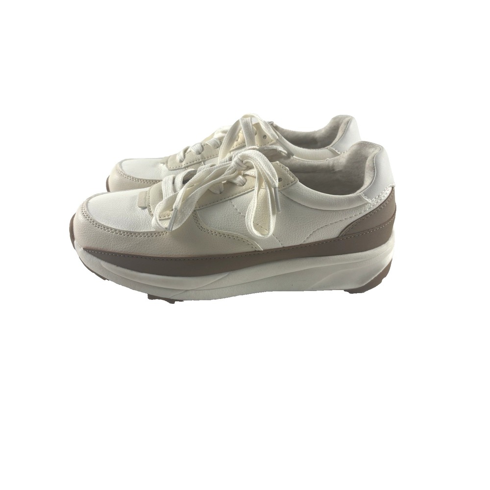 White/Beige Platform Lace-Up Sneakers Women's 7M Casual Comfort‎ Cushionaire
